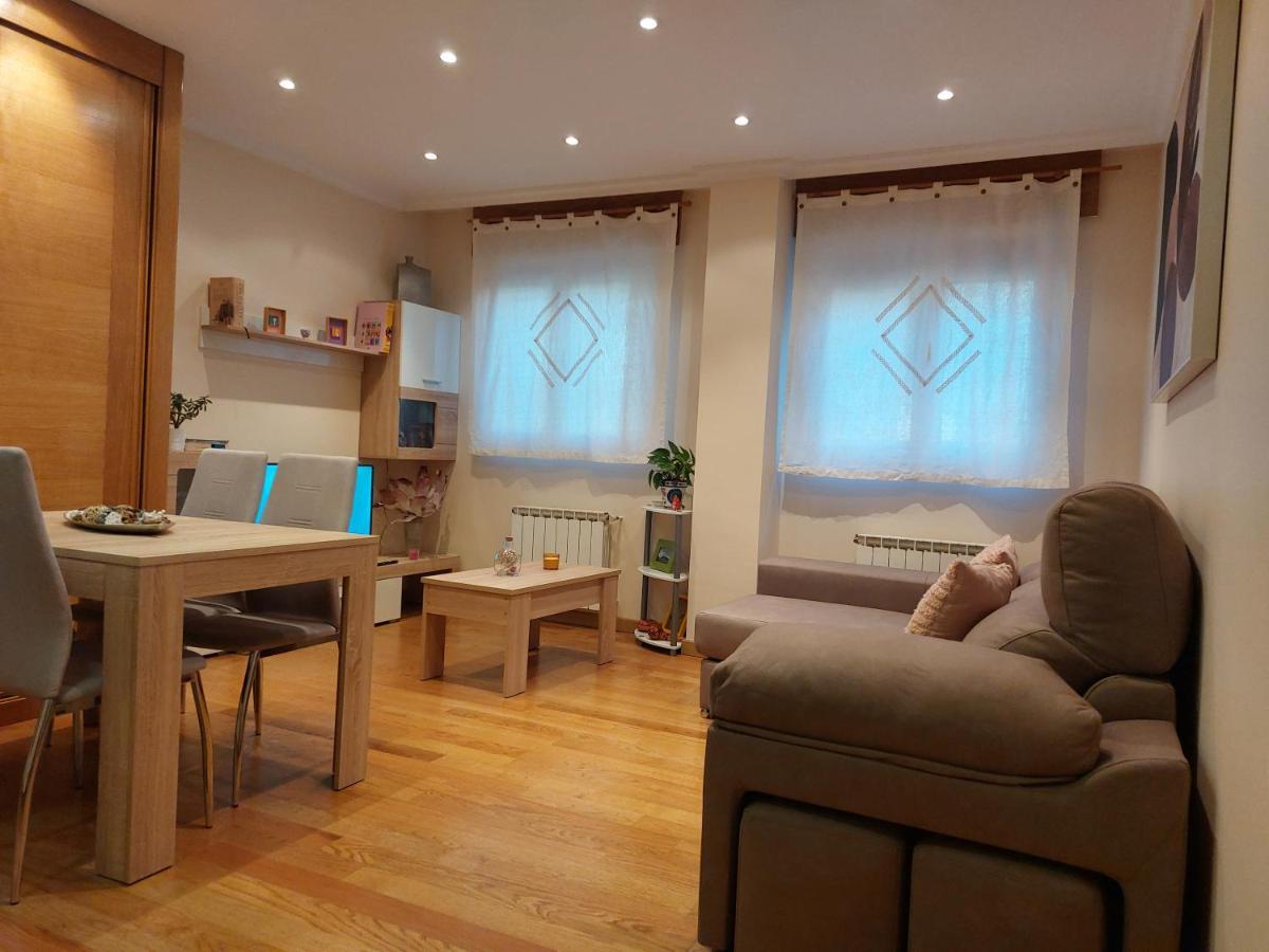 Apartamento Vieiro Con Plaza Garaje Gratis 산티아고데콤포스텔라 외부 사진